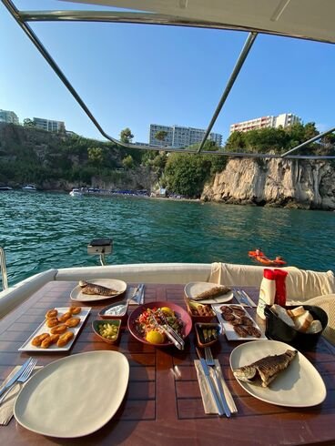 Mega Plus Yacht Rental Belek | Private Motor Yacht with Food